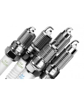 CR6HSA SPARK PLUG 