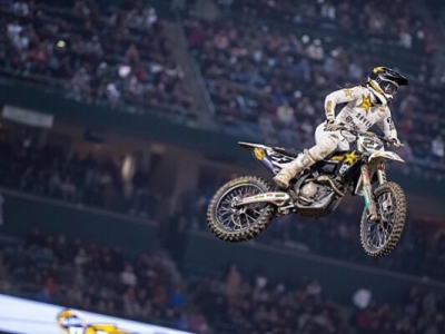 ROCKSTAR ENERGY HUSQVARNA FACTORY RACING EXTENDS MALCOLM STEWART CONTRACT THROUGH 2025